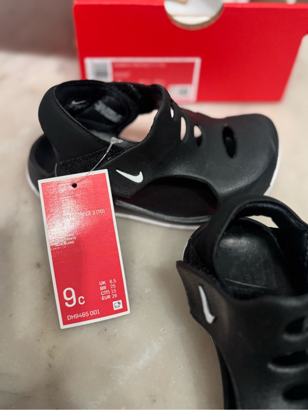 Nike Kids Black Lightweight Sandals with White Swoosh